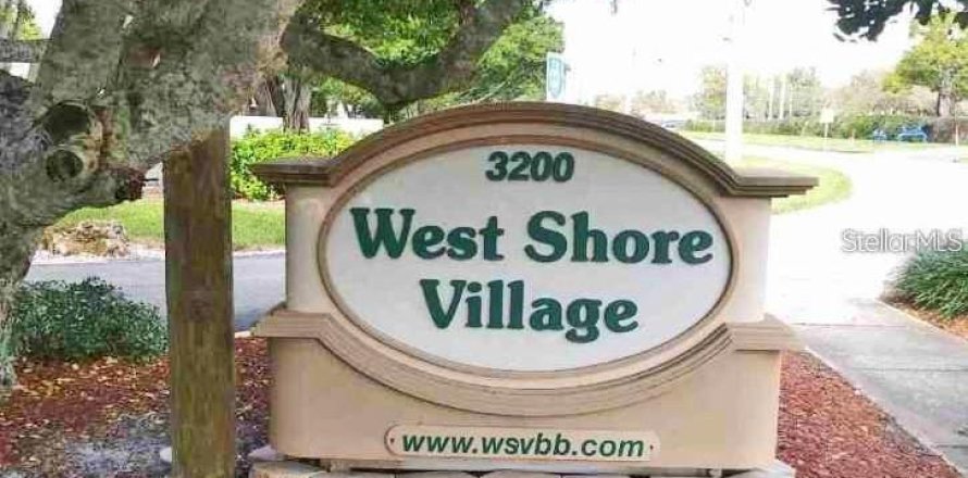 Condo in Saint Petersburg, Florida, 1 bedroom  № 1370263