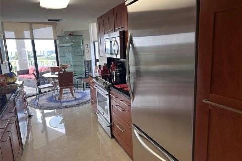 Condo in Miami, Florida, 3 bedrooms  № 1173401 - photo 22