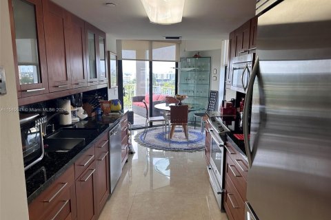 Condominio en venta en Miami, Florida, 3 dormitorios, 177.72 m2 № 1173401 - foto 21