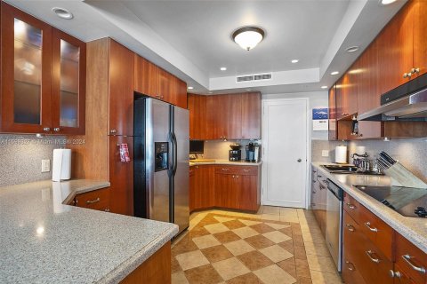 Condo in Miami Beach, Florida, 2 bedrooms  № 1215874 - photo 13