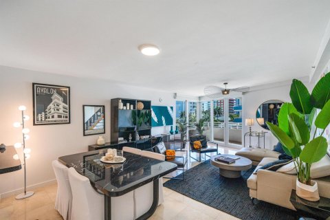 Copropriété à vendre à Miami Beach, Floride: 2 chambres, 113.9 m2 № 979083 - photo 30