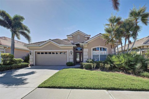 Casa en venta en North Port, Florida, 4 dormitorios, 205.69 m2 № 1124520 - foto 1