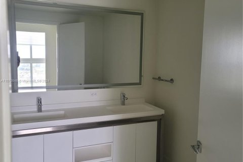 Condo in Sunrise, Florida, 2 bedrooms  № 1389986 - photo 10