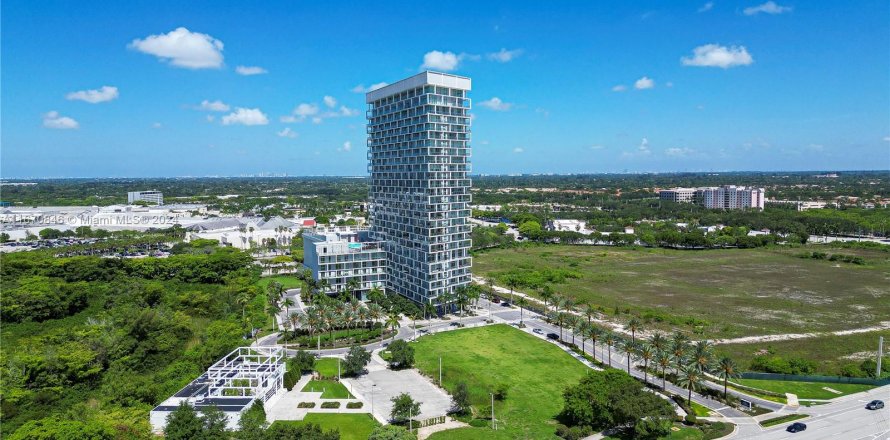 Condominio en Sunrise, Florida, 2 dormitorios  № 1389986