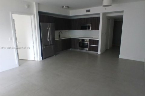 Condo in Miami, Florida, 1 bedroom  № 1389983 - photo 5