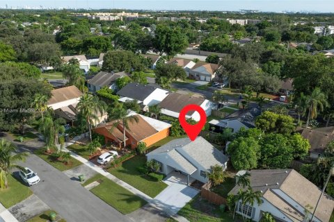 Villa ou maison à vendre à Pembroke Pines, Floride: 2 chambres, 96.15 m2 № 1431430 - photo 28