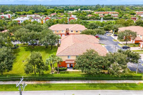 Townhouse in Davie, Florida 3 bedrooms, 131.55 sq.m. № 1384155 - photo 22