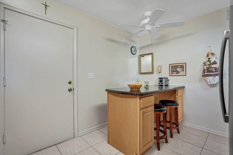 Condo in Lauderhill, Florida, 1 bedroom  № 1185492 - photo 4