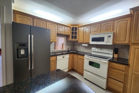 Copropriété à vendre à Lauderhill, Floride: 1 chambre, 92.9 m2 № 1185492 - photo 23