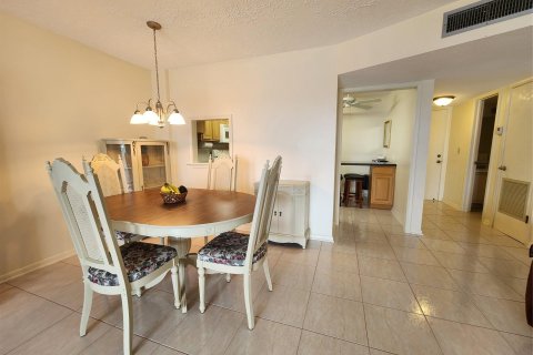 Copropriété à vendre à Lauderhill, Floride: 1 chambre, 92.9 m2 № 1185492 - photo 13