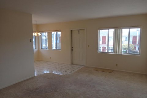 Condominio en venta en Lake Worth, Florida, 2 dormitorios, 76.09 m2 № 1014076 - foto 5