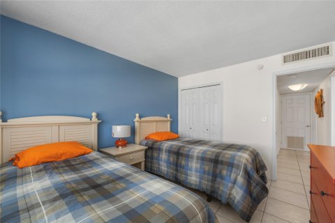 Copropriété à vendre à Pompano Beach, Floride: 2 chambres, 111.48 m2 № 1014122 - photo 15