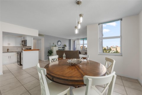 Copropriété à vendre à Pompano Beach, Floride: 2 chambres, 111.48 m2 № 1014122 - photo 24