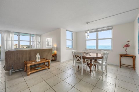 Copropriété à vendre à Pompano Beach, Floride: 2 chambres, 111.48 m2 № 1014122 - photo 23