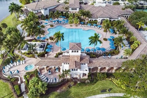 Casa en venta en Coral Springs, Florida, 4 dormitorios, 237.55 m2 № 1014077 - foto 1