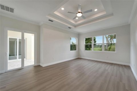 Villa ou maison à vendre à Zephyrhills, Floride: 4 chambres, 301.93 m2 № 1297883 - photo 24