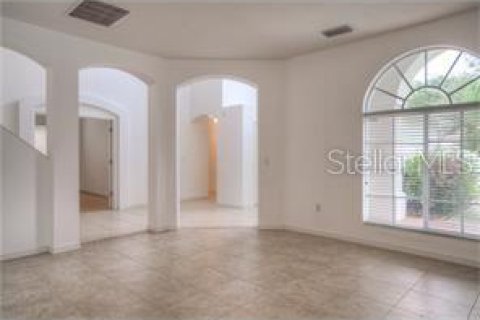 House in Tampa, Florida 4 bedrooms, 263.56 sq.m. № 1084427 - photo 6