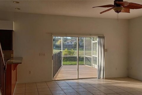 Casa en venta en Tampa, Florida, 4 dormitorios, 263.56 m2 № 1084427 - foto 12