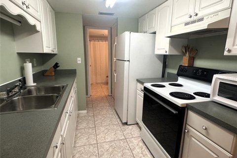 Copropriété à vendre à Kissimmee, Floride: 1 chambre, 68.19 m2 № 1335931 - photo 6