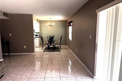 Condo in Kissimmee, Florida, 1 bedroom  № 1335931 - photo 4