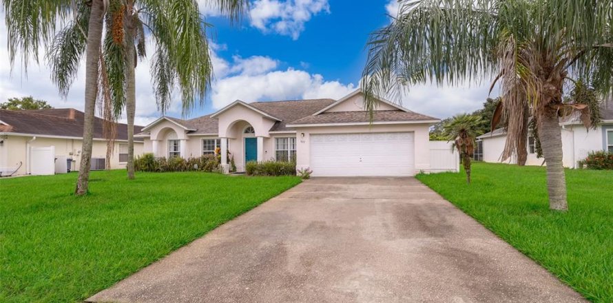 Villa ou maison à Davenport, Floride 5 chambres, 233.37 m2 № 1335933