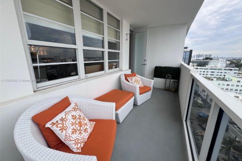 Copropriété à louer à Miami Beach, Floride: 1 chambre, 76.18 m2 № 929550 - photo 10