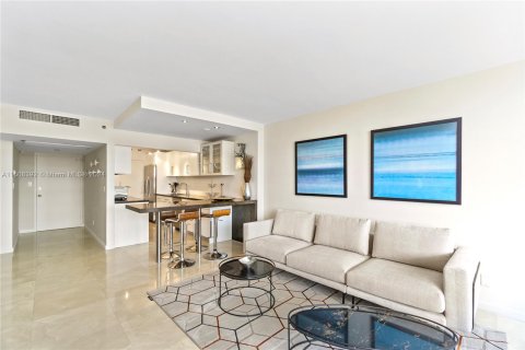 Copropriété à louer à Miami Beach, Floride: 1 chambre, 76.18 m2 № 929550 - photo 17