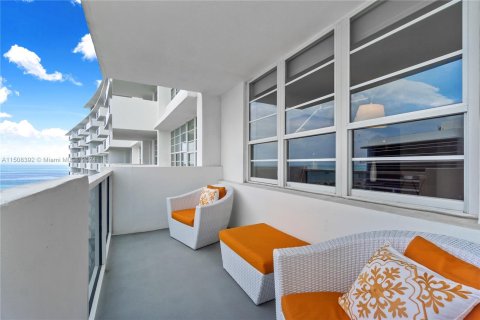 Copropriété à louer à Miami Beach, Floride: 1 chambre, 76.18 m2 № 929550 - photo 16