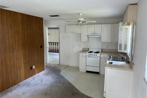 House in DeLand, Florida 3 bedrooms, 212.37 sq.m. № 1335520 - photo 25