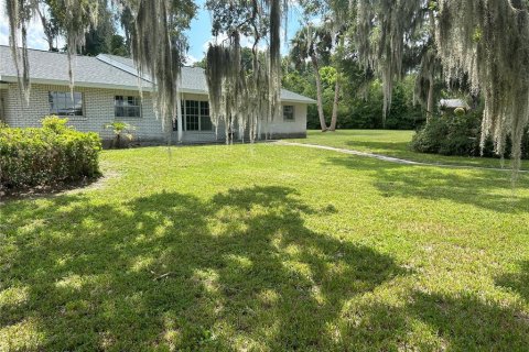 House in DeLand, Florida 3 bedrooms, 212.37 sq.m. № 1335520 - photo 3