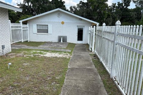 House in DeLand, Florida 3 bedrooms, 212.37 sq.m. № 1335520 - photo 12