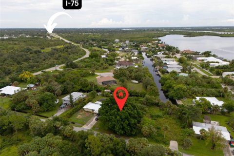 Terreno en venta en Punta Gorda, Florida № 1334950 - foto 2