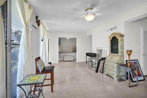 Condo in Fort Lauderdale, Florida, 2 bedrooms  № 1007694 - photo 29