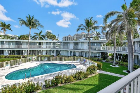 Condo in Fort Lauderdale, Florida, 2 bedrooms  № 1007694 - photo 8