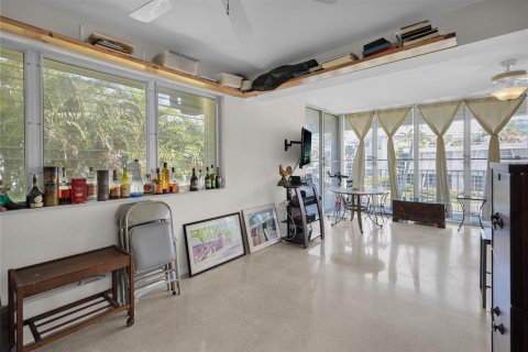 Condo in Fort Lauderdale, Florida, 2 bedrooms  № 1007694 - photo 26