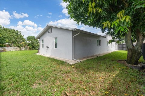 Villa ou maison à vendre à Fort Lauderdale, Floride: 4 chambres, 166.3 m2 № 1320816 - photo 30