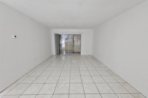 Copropriété à vendre à Lauderhill, Floride: 2 chambres, 89.09 m2 № 1155489 - photo 16