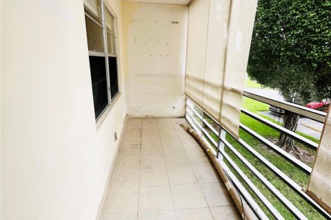 Condominio en venta en Boca Raton, Florida, 2 dormitorios, 78.04 m2 № 1155449 - foto 2