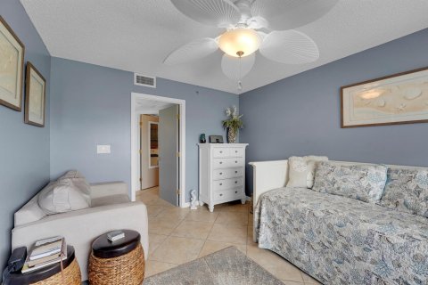 Condo in Jensen Beach, Florida, 2 bedrooms  № 1178278 - photo 24