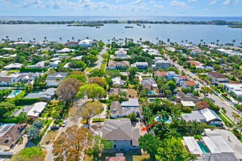 House in West Palm Beach, Florida 4 bedrooms, 310.48 sq.m. № 1178277 - photo 10