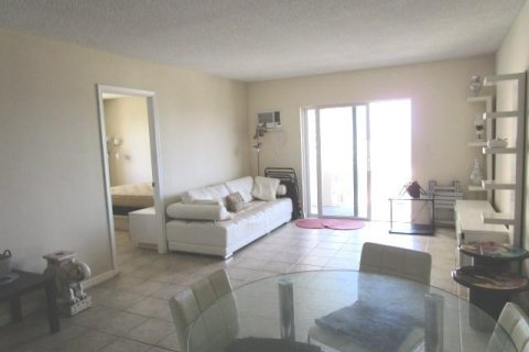 Copropriété à vendre à Fort Lauderdale, Floride: 2 chambres, 70.23 m2 № 1178329 - photo 16