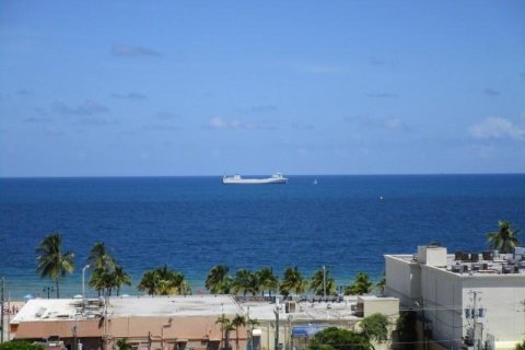 Condo in Fort Lauderdale, Florida, 2 bedrooms  № 1178329 - photo 17