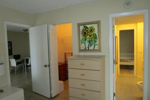 Condo in Fort Lauderdale, Florida, 2 bedrooms  № 1178329 - photo 5