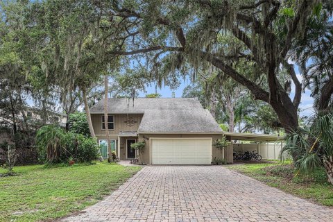 House in Sarasota, Florida 5 bedrooms, 312.15 sq.m. № 1354719 - photo 2