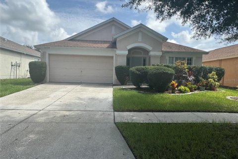 Casa en venta en Riverview, Florida, 4 dormitorios, 181.72 m2 № 1378484 - foto 1