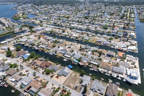 Terreno en venta en Hudson, Florida № 218617 - foto 6