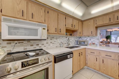 Condo in Deerfield Beach, Florida, 1 bedroom  № 1189961 - photo 23