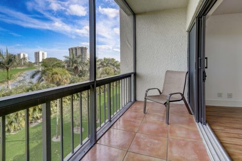 Condo in West Palm Beach, Florida, 2 bedrooms  № 1017107 - photo 7