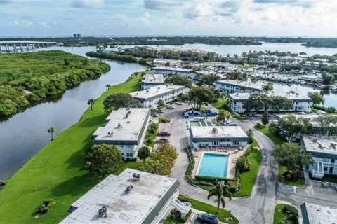 Condominio en venta en Vero Beach, Florida, 1 dormitorio, 64.57 m2 № 1217341 - foto 30