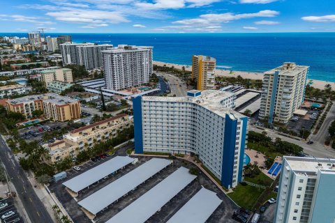 Condo in Pompano Beach, Florida, 2 bedrooms  № 1178323 - photo 8